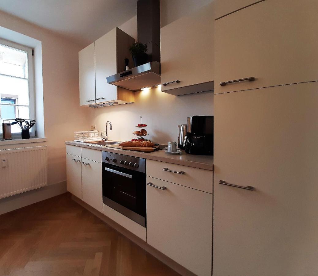 Apartment 4-6 Personen I 80Qm I Altstadt I Dachterasse I Parkplatz Straubing Kültér fotó